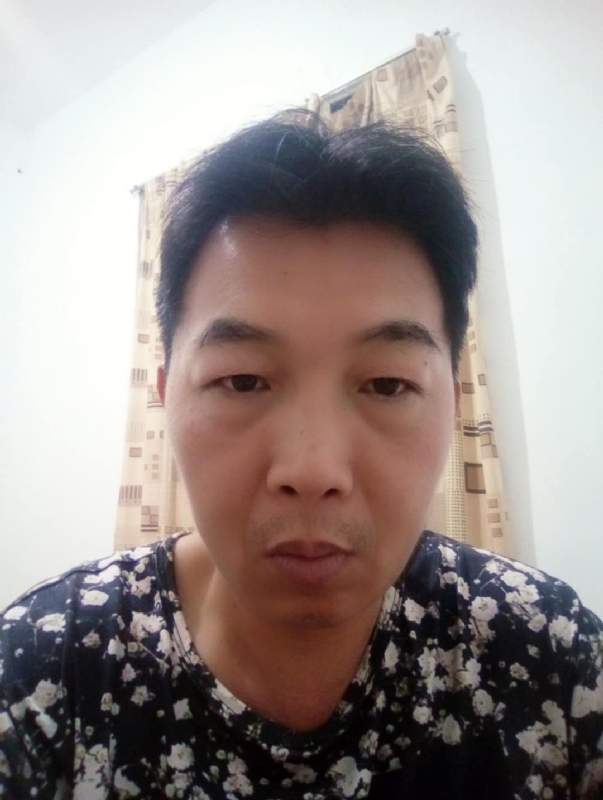 繁华哀伤的第一张照片--连江征婚网