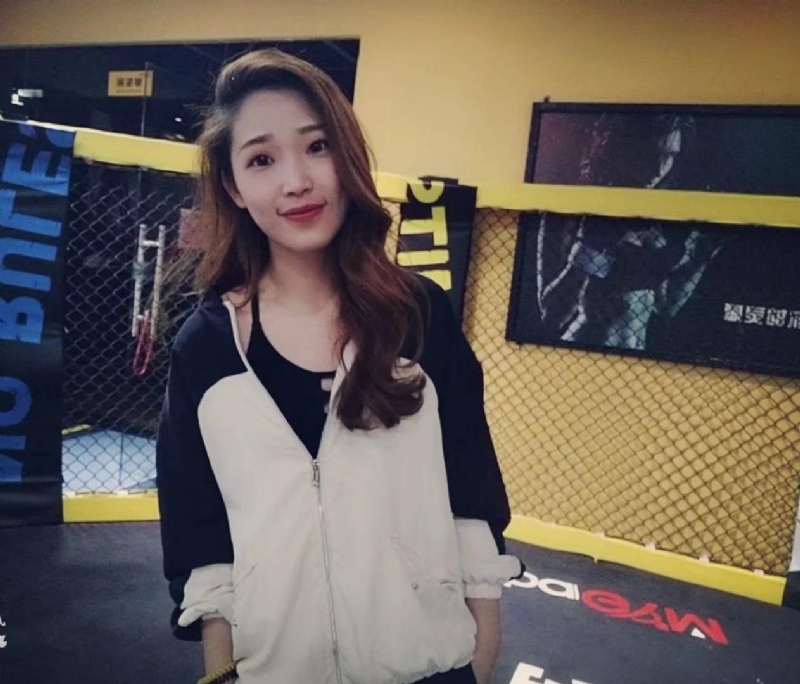 平ling的第三张照片--连江征婚网