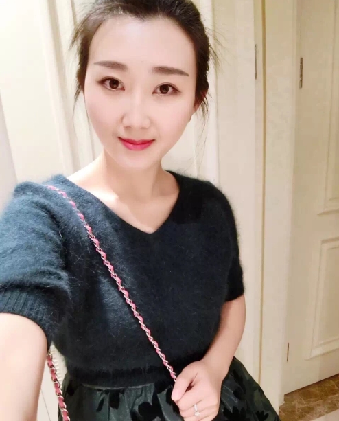 小妮的第三张照片--连江征婚网