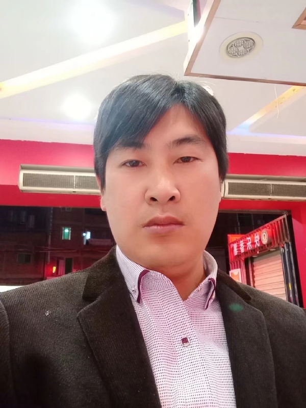 奔跑的第二张照片--连江征婚网