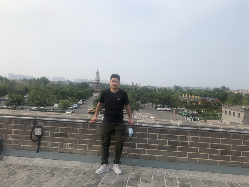 123.向左向右的第一张照片--连江征婚网