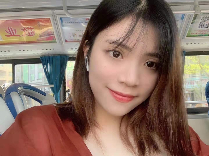 小眼睛的第一张照片--连江征婚网
