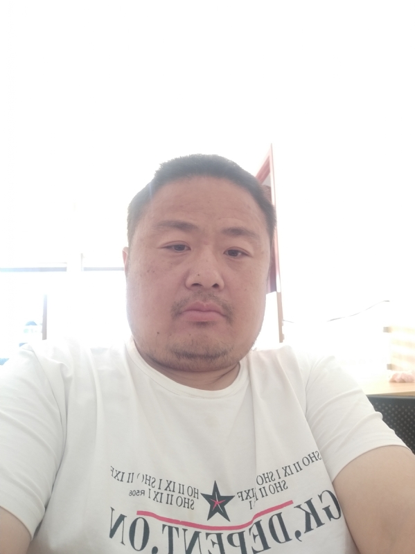 流星隐爱的第一张照片--连江征婚网