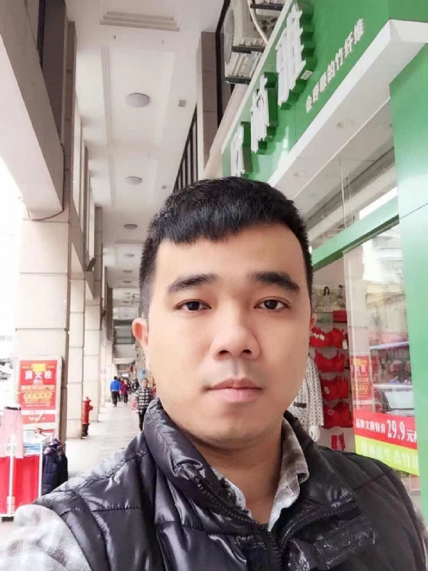 小小怪兽的第一张照片--连江征婚网
