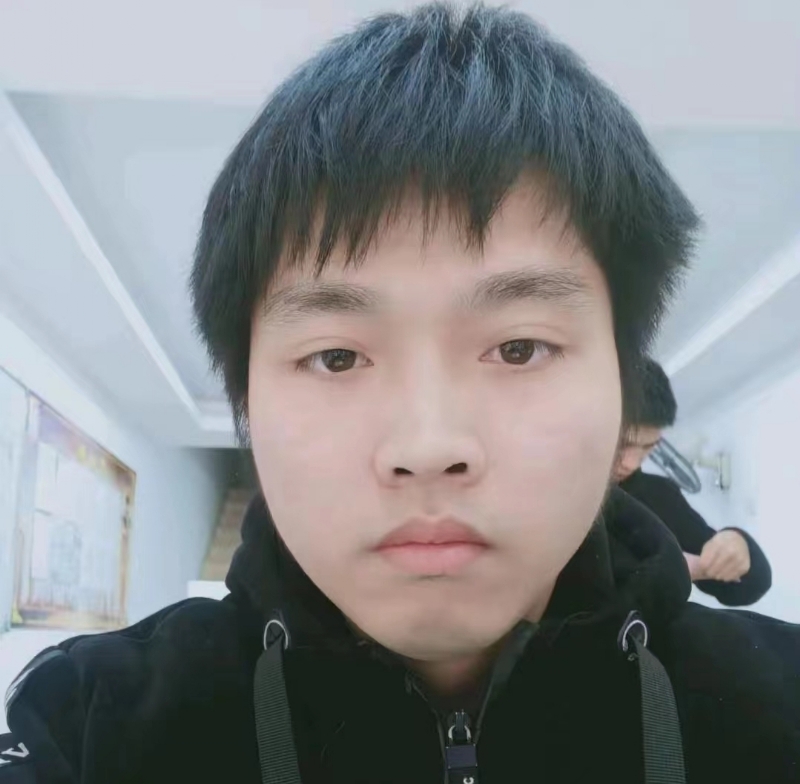 无奋斗不清春的第一张照片--连江征婚网