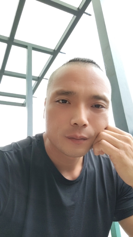伯爵的第三张照片--连江征婚网