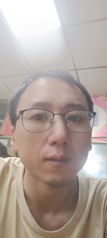 想胖的瘦子的第一张照片--连江征婚网