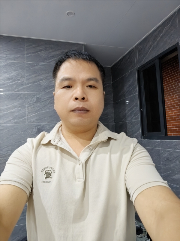 刘两水的第一张照片--连江征婚网